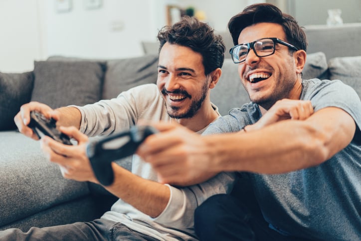 Gaming_Friends_Fun_Full