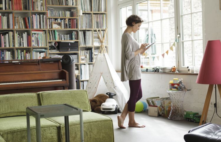 Customer enjoying Rebel's Wi-Fi that actually works from her children's playroom